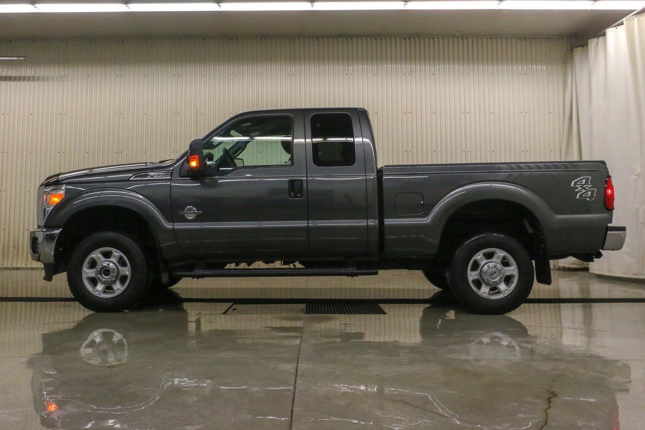 2016 Ford Super Duty F-350 SRW XLT Red Deer AB