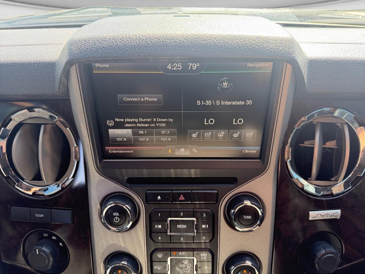 2016 Ford Super Duty F-450 DRW Platinum New Braunfels TX