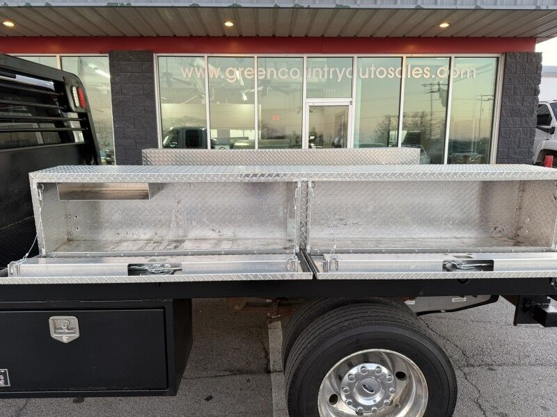 2016 Ford Super Duty F-550 V10 4x4 Flatbed XLT Collinsville OK