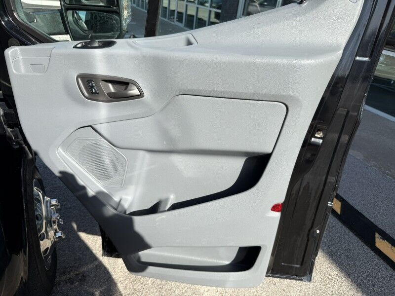 2016 Ford T-350 Collinsville OK