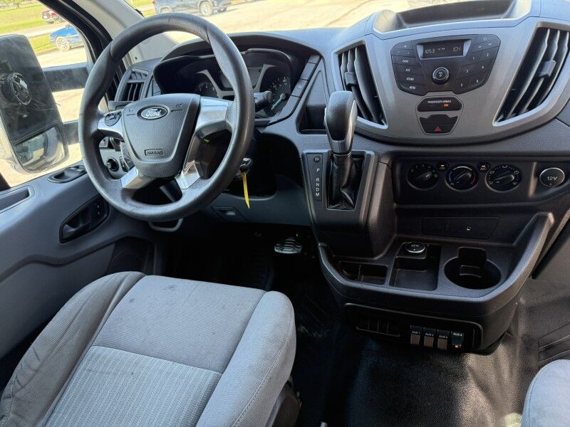 2016 Ford T-350 Collinsville OK