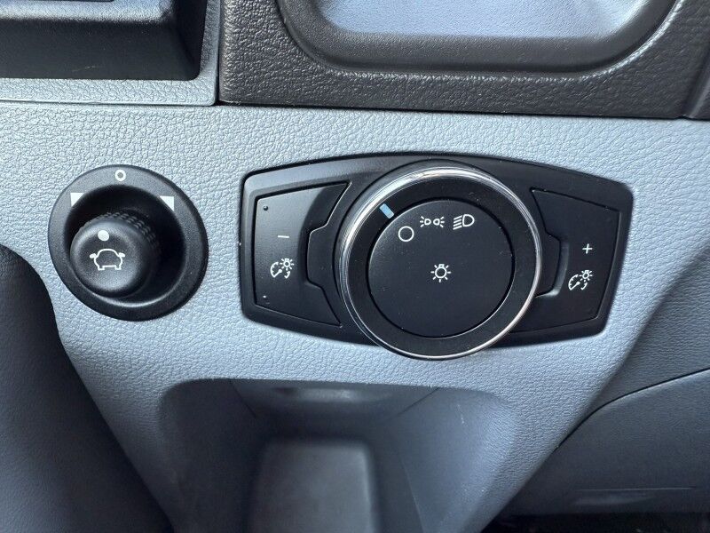 2016 Ford T-350 Collinsville OK