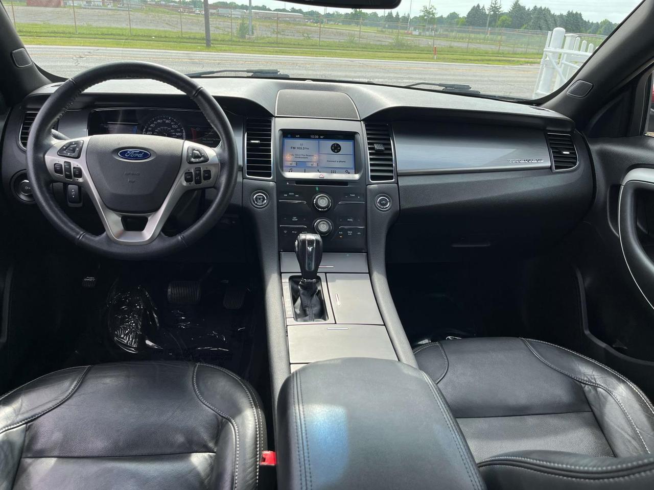 2016 Ford Taurus 4dr Sdn SEL FWD Indianapolis IN