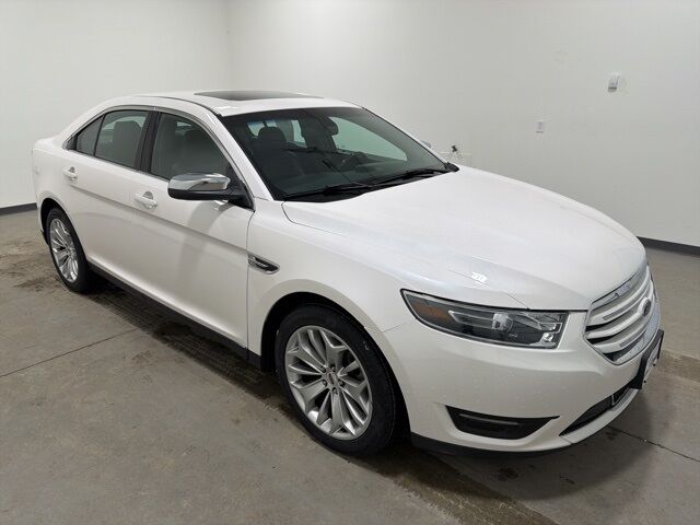 2016 Ford Taurus Limited Pine River MN
