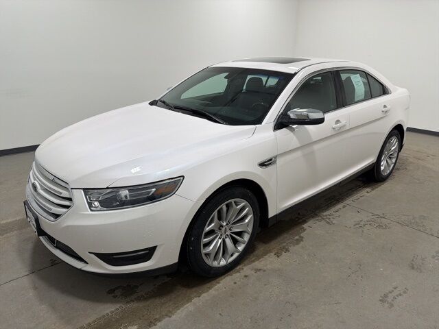 2016 Ford Taurus Limited Pine River MN