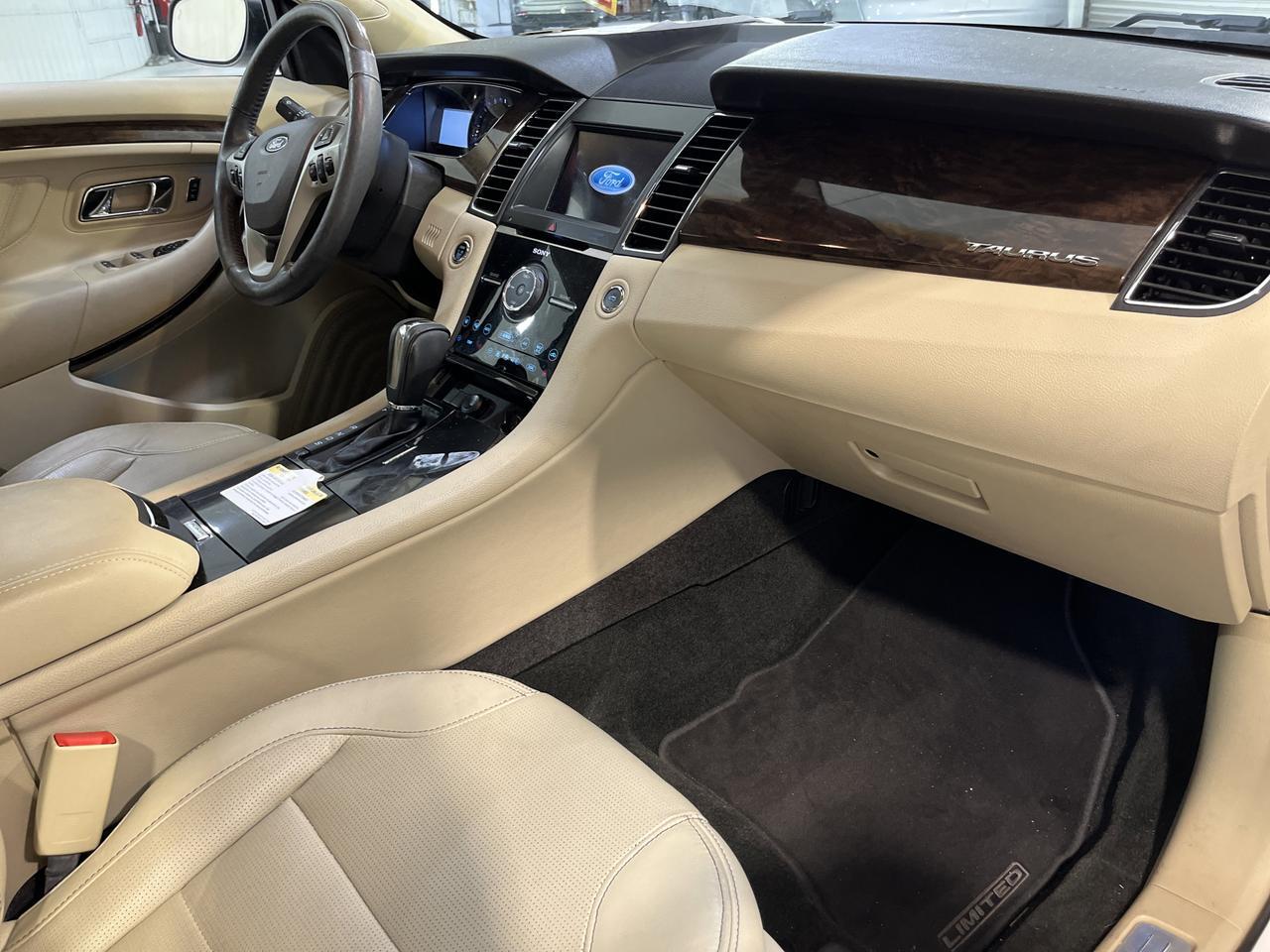 2016 Ford Taurus Limited San Antonio TX
