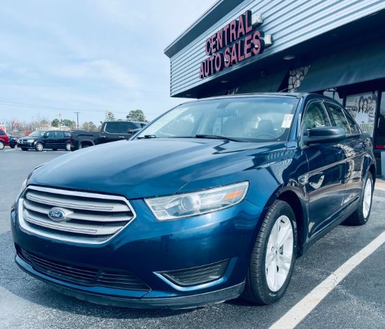 2016 Ford Taurus SE
