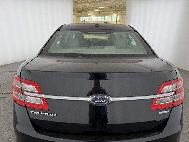 2016 Ford Taurus SE New Braunfels TX