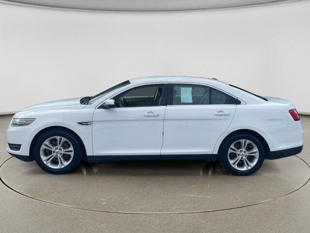 2016 Ford Taurus SEL