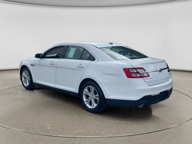 2016 Ford Taurus SEL