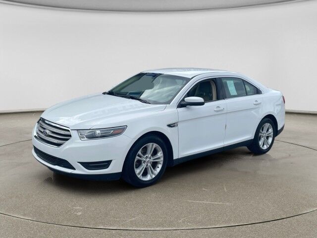 2016 Ford Taurus