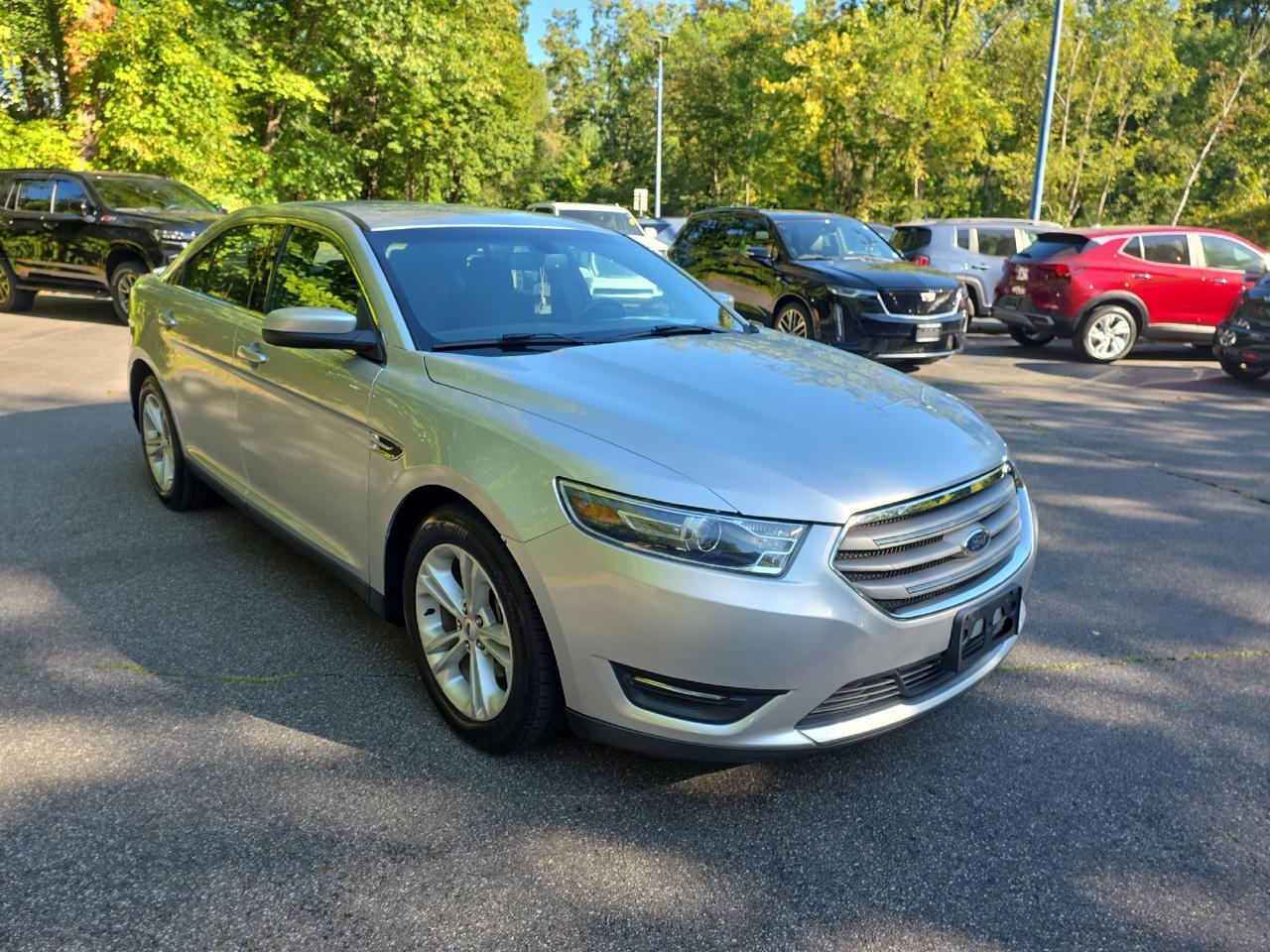 2016 Ford Taurus SEL Sand Lake NY