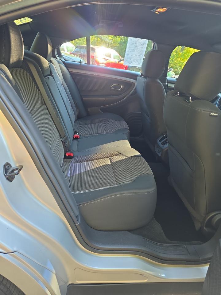 2016 Ford Taurus SEL Sand Lake NY