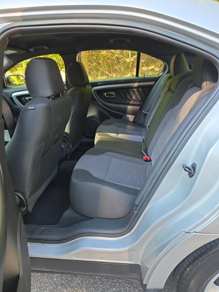 2016 Ford Taurus SEL Sand Lake NY