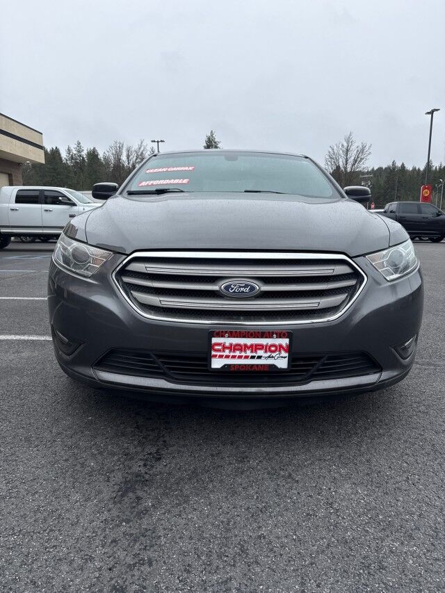 2016 Ford Taurus SEL