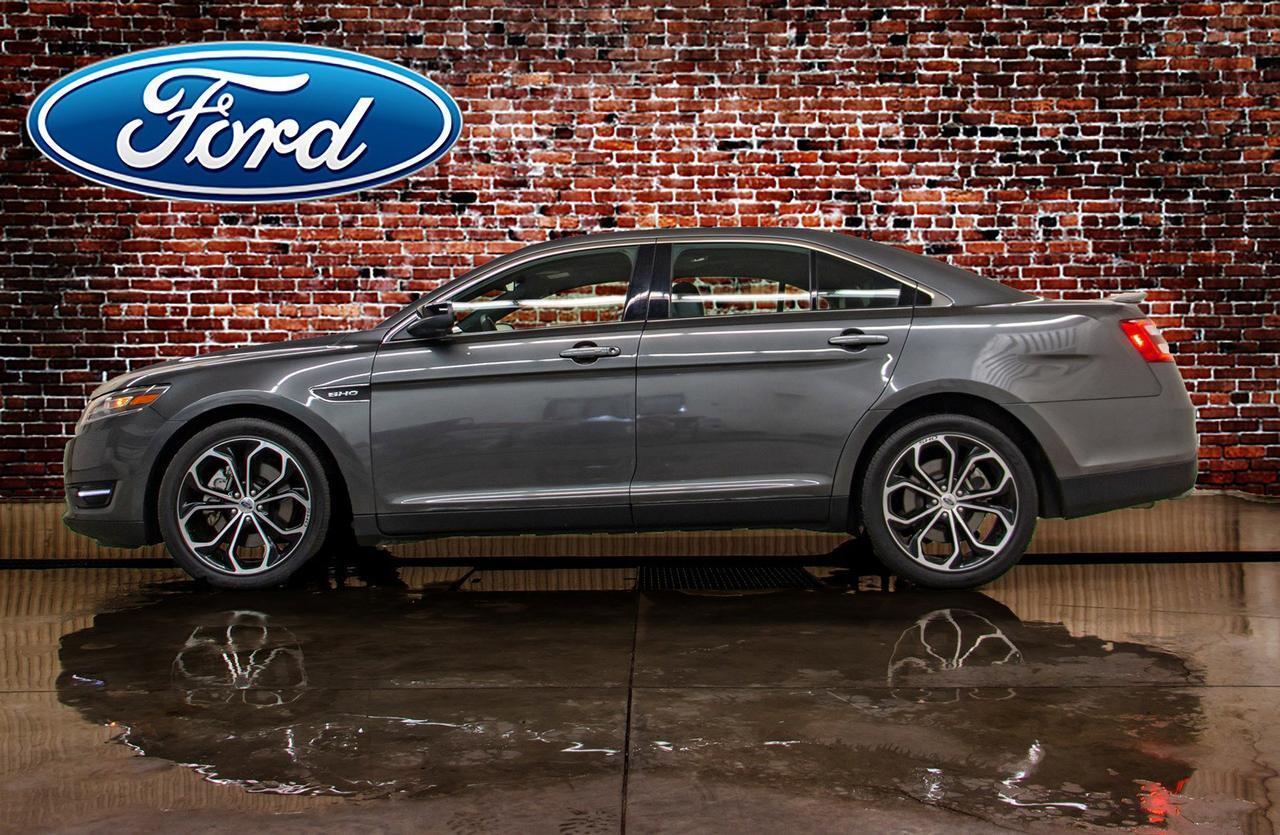 2016 Ford Taurus SHO