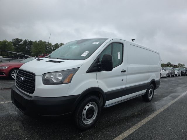 2016 Ford Transit-150 Low Roof 130.0 WB
