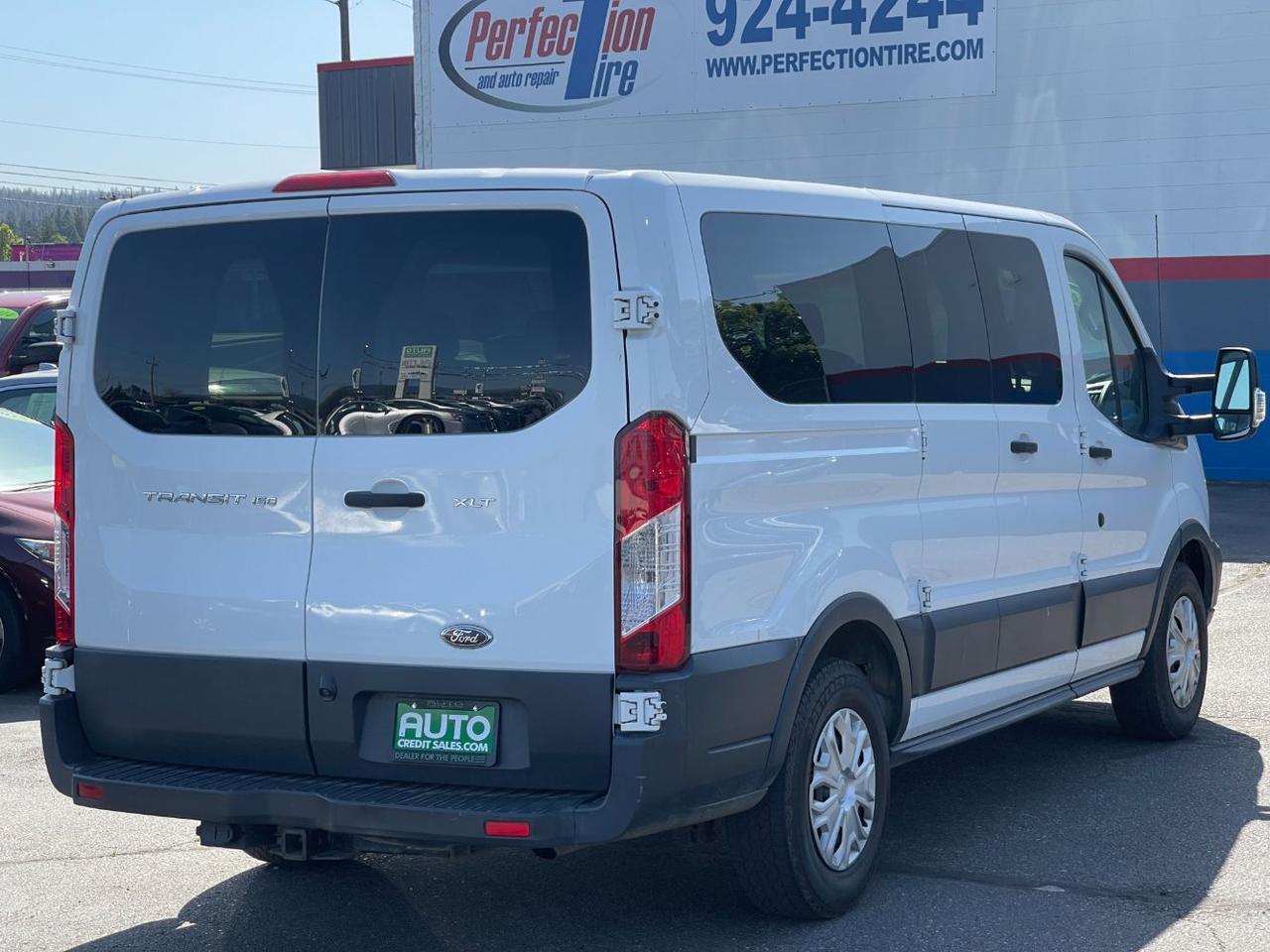 2016 Ford Transit 150 Wagon Low Roof XL 60/40 Pass. 130-in. WB Hayden ID