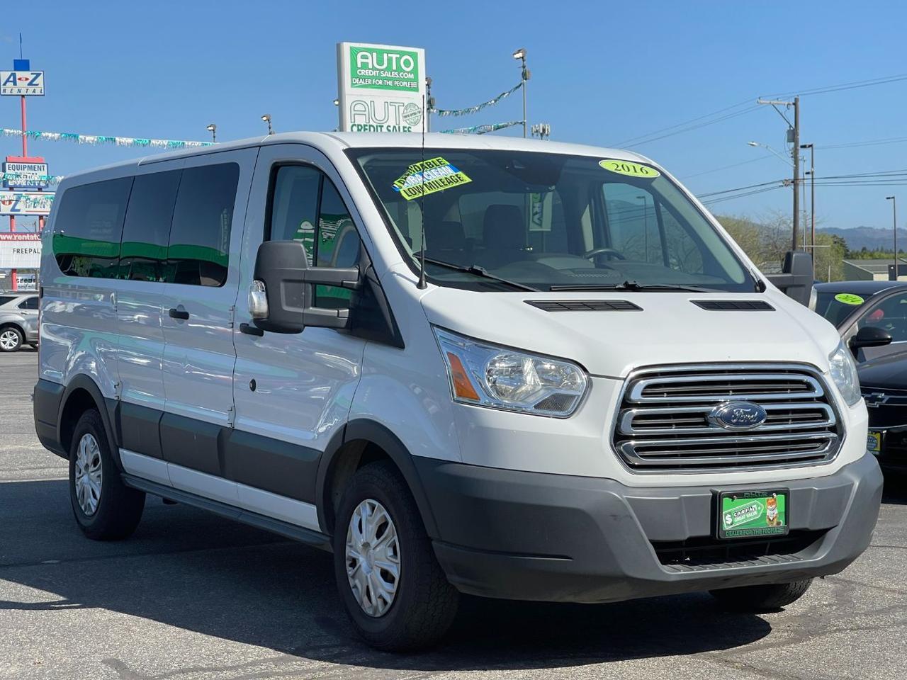 2016 Ford Transit 150 Wagon Low Roof XL 60/40 Pass. 130-in. WB Hayden ID