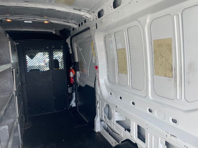2016 Ford Transit-150 w/RH Sliding Door Medium Roof 148.0  WB Charlotte NC