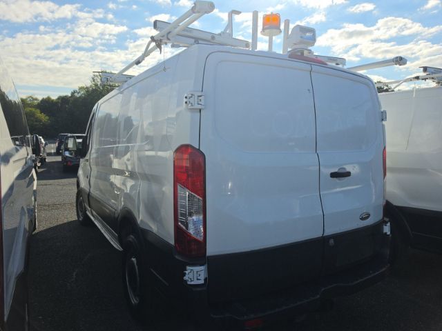 2016 Ford Transit-250 w/RH Sliding Door Low Roof 147.6 WB Charlotte NC