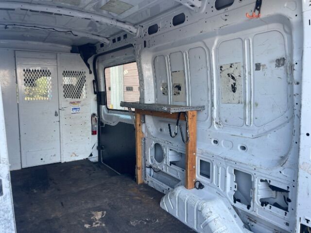 2016 Ford Transit-250 w/RH Sliding Door Medium Roof 148.0  WB Kannapolis NC