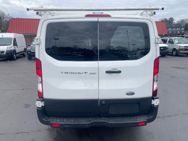 2016 Ford Transit-250 w/RH Swing-Out Doors Low Roof 130.0  WB Charlotte NC