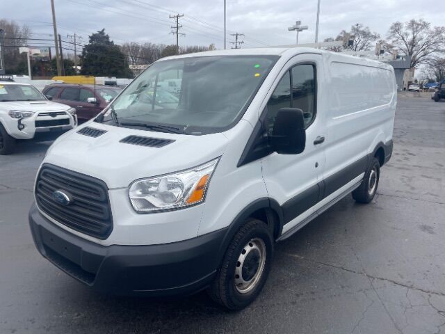 2016 Ford Transit-250 w/RH Swing-Out Doors Low Roof 130.0  WB