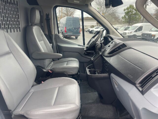 2016 Ford Transit-250 w/RH Swing-Out Doors Low Roof 130.0  WB Charlotte NC