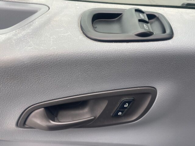 2016 Ford Transit-250 w/RH Swing-Out Doors Low Roof 130.0  WB Charlotte NC