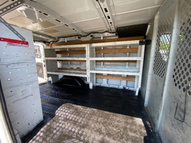 2016 Ford Transit-250 w/RH Swing-Out Doors Low Roof 130.0 WB Charlotte NC