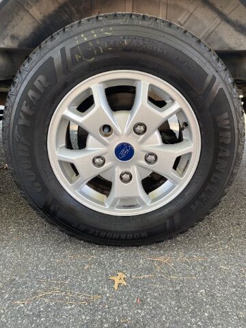 2016 Ford Transit-350 XL w/RH Sliding Door Medium Roof 148.0 WB Charlotte NC