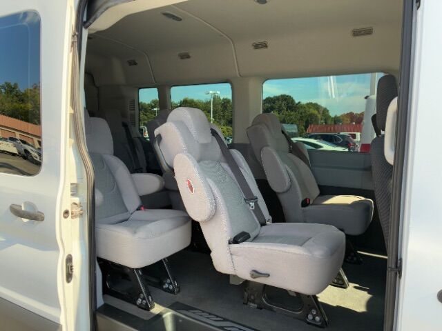2016 Ford Transit-350 XLT w/RH Sliding Door Medium Roof 148.0 WB Charlotte NC