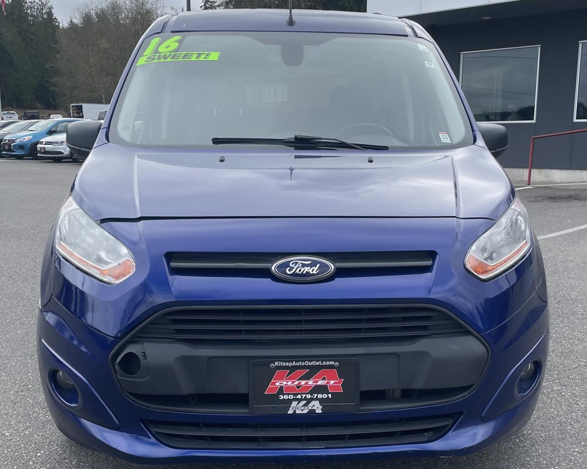 2016 Ford Transit Connect Passenger XLT Van 4D