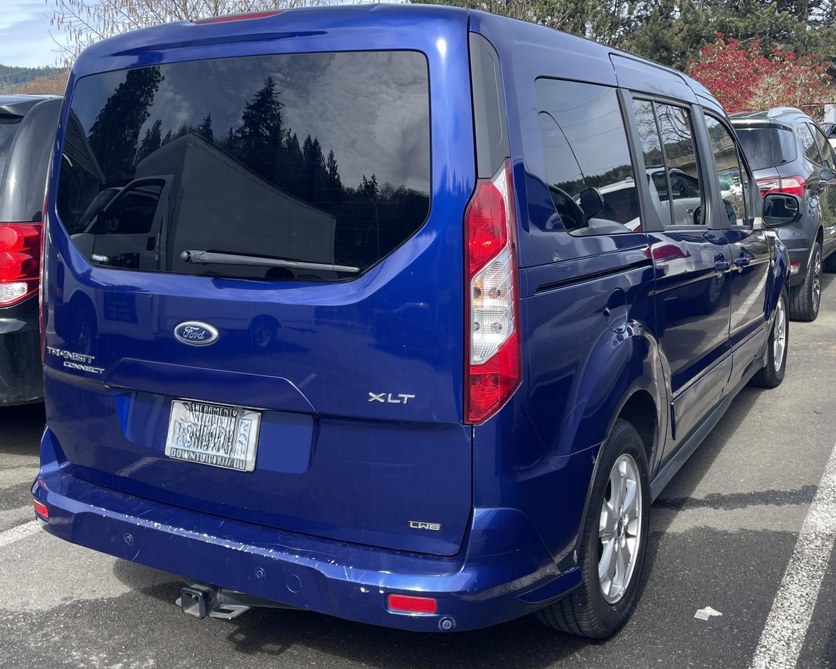 2016 Ford Transit Connect Passenger XLT Van 4D
