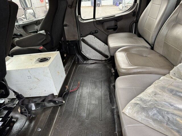 2016 Freightliner 108 SD with Palfinger Crane  Henrico VA