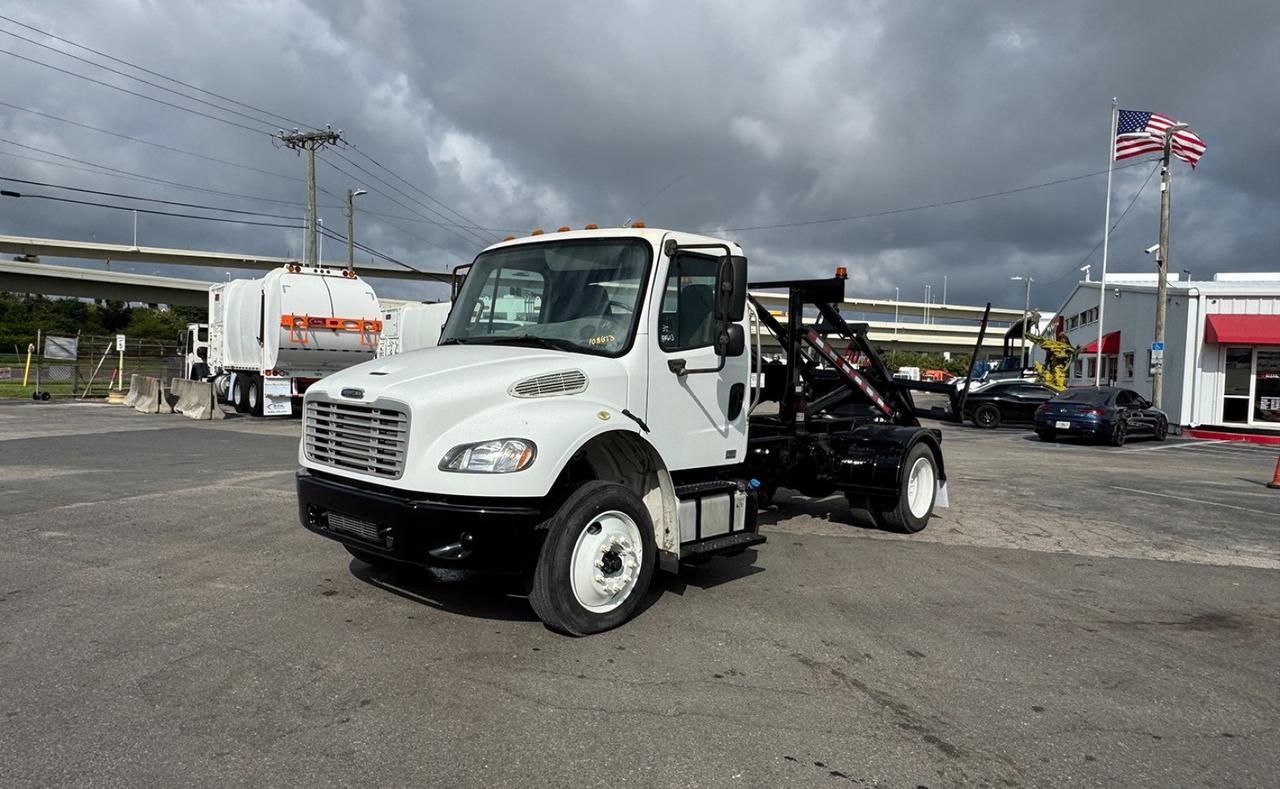 2016 Freightliner M2 106 6000 LBS G/H MANUFACTURING CDU