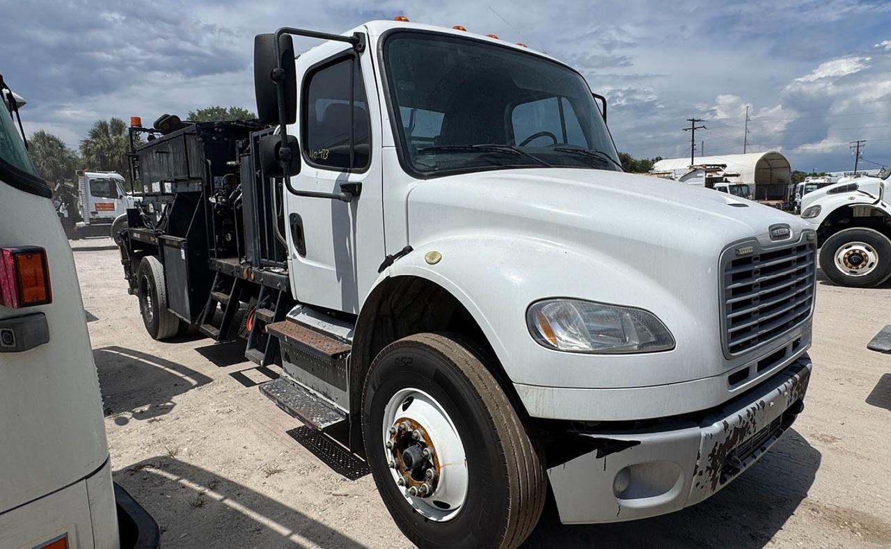 2016 Freightliner M2 106 Bergkamp FP5 Special Equipment