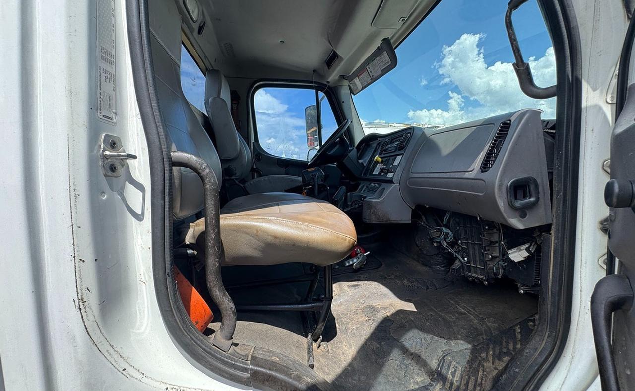 2016 Freightliner M2 106 Bergkamp FP5 Special Equipment Tampa FL