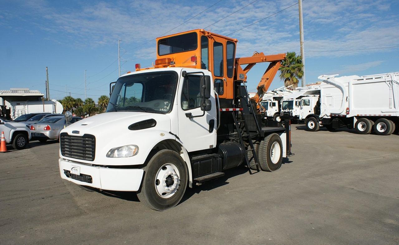2016 Freightliner M2 Rear Steer Petersen Lightning Loader Grapple Truck