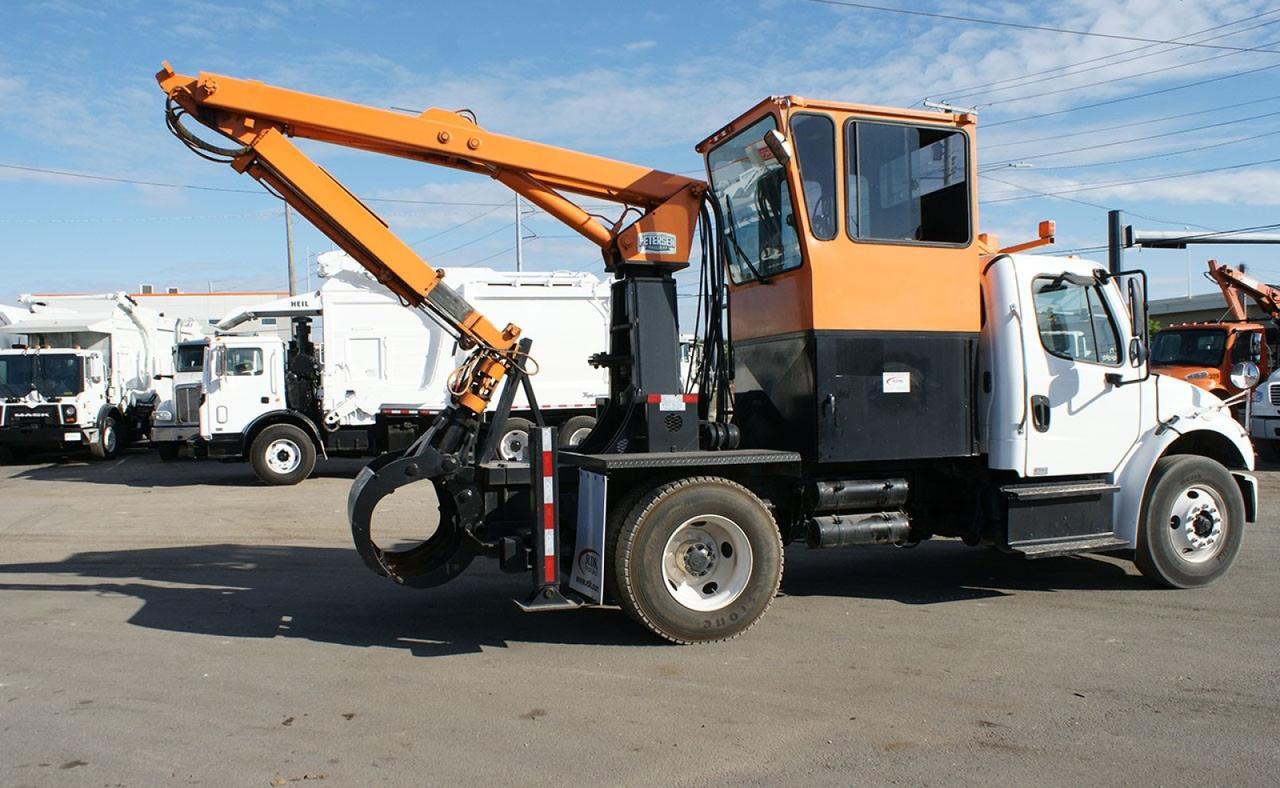 2016 Freightliner M2 Rear Steer Petersen Lightning Loader Grapple Truck Tampa FL
