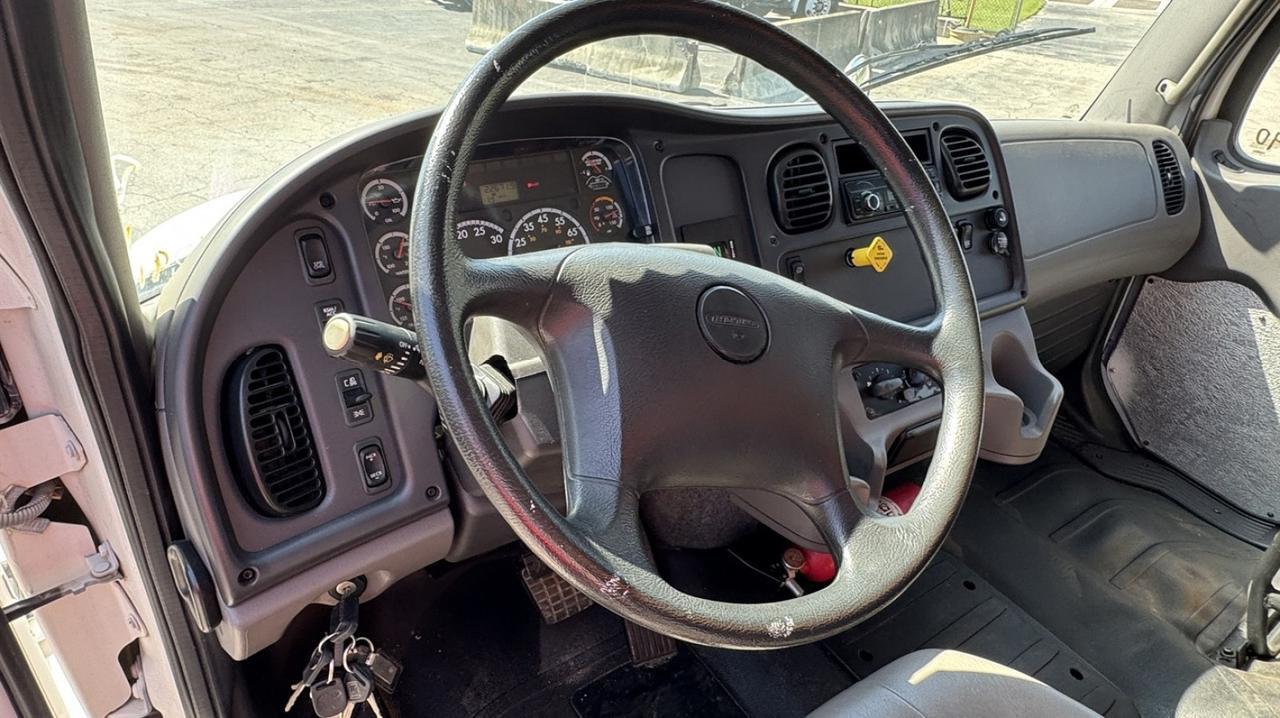 2016 Freightliner M2 Rear Steer Petersen Lightning Loader Grapple Truck Tampa FL