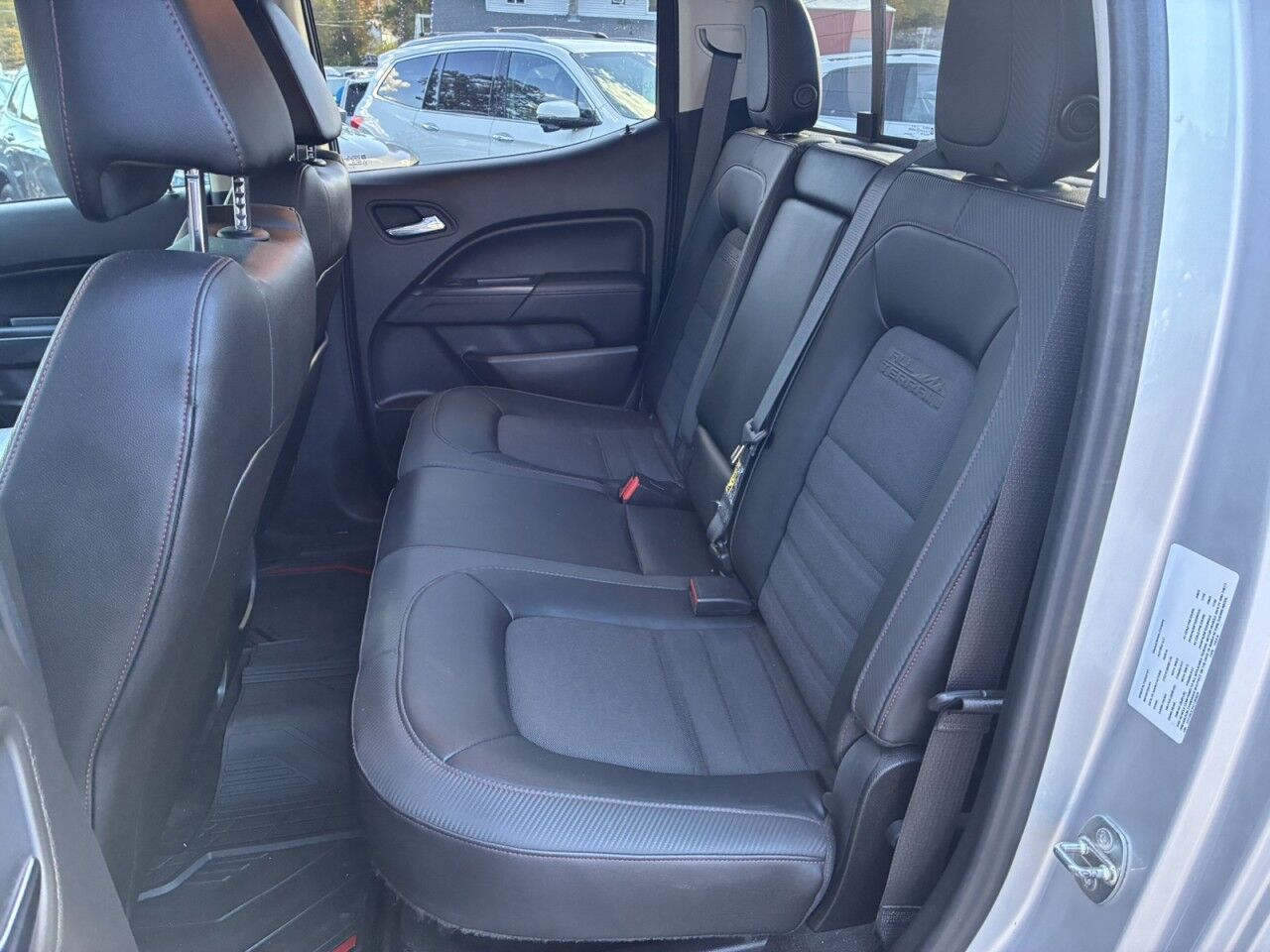 2016 GMC Canyon 4WD SLE Charlton MA
