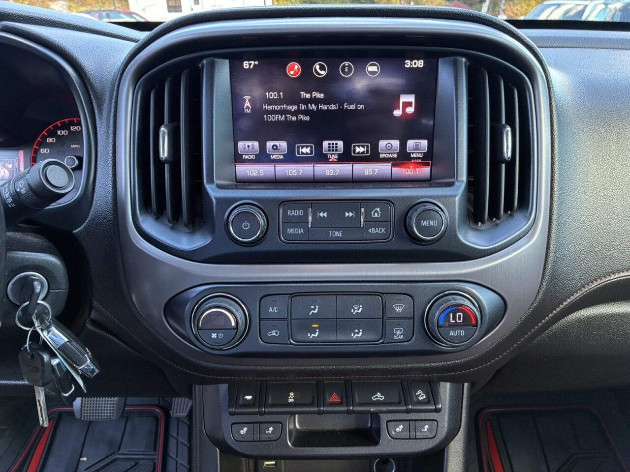 2016 GMC Canyon 4WD SLE Charlton MA