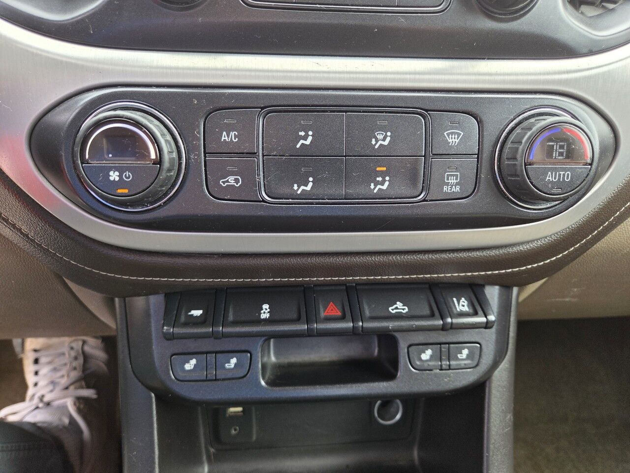 2016 GMC Canyon 4WD SLT Charlton MA