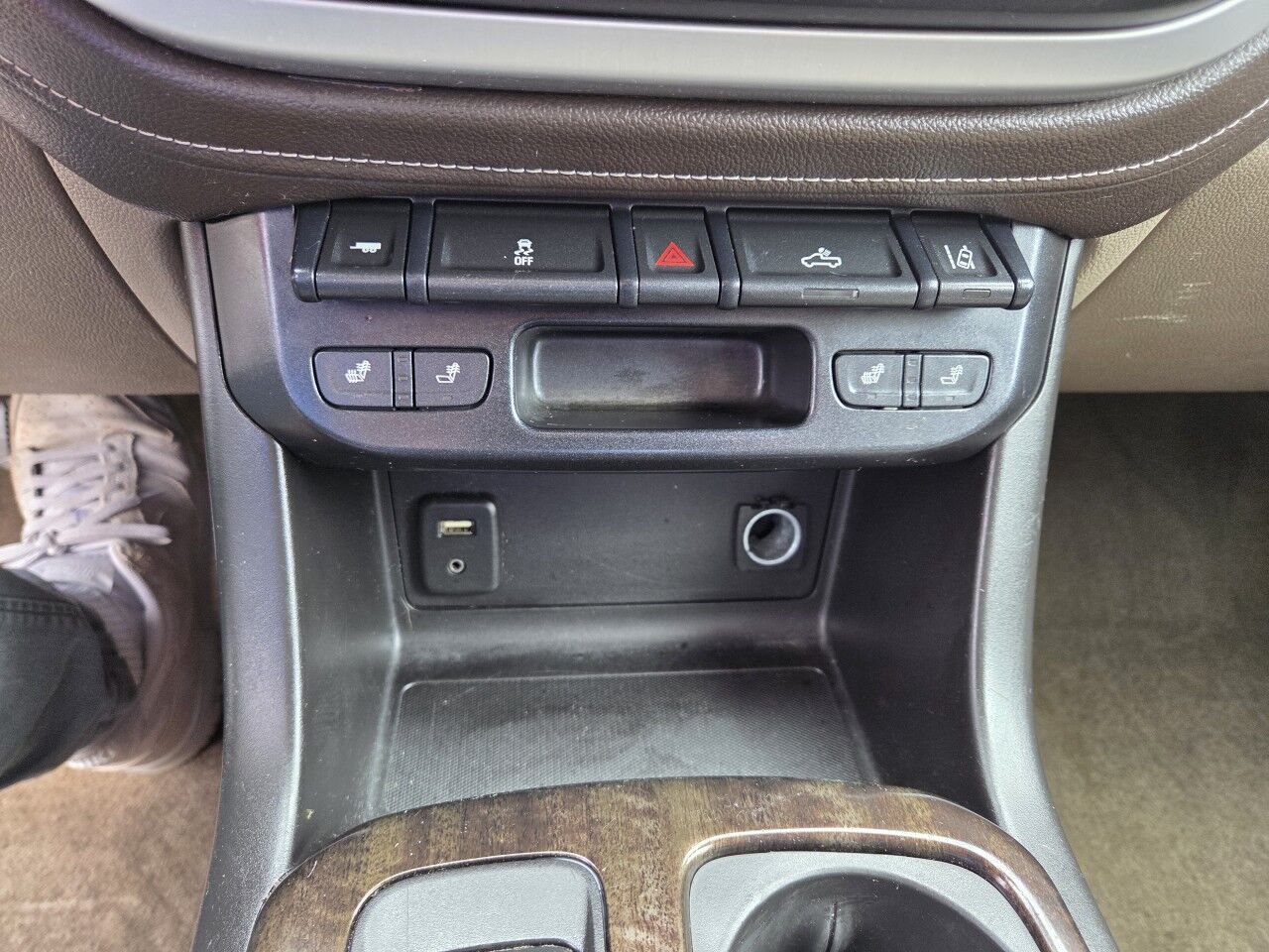 2016 GMC Canyon 4WD SLT Charlton MA