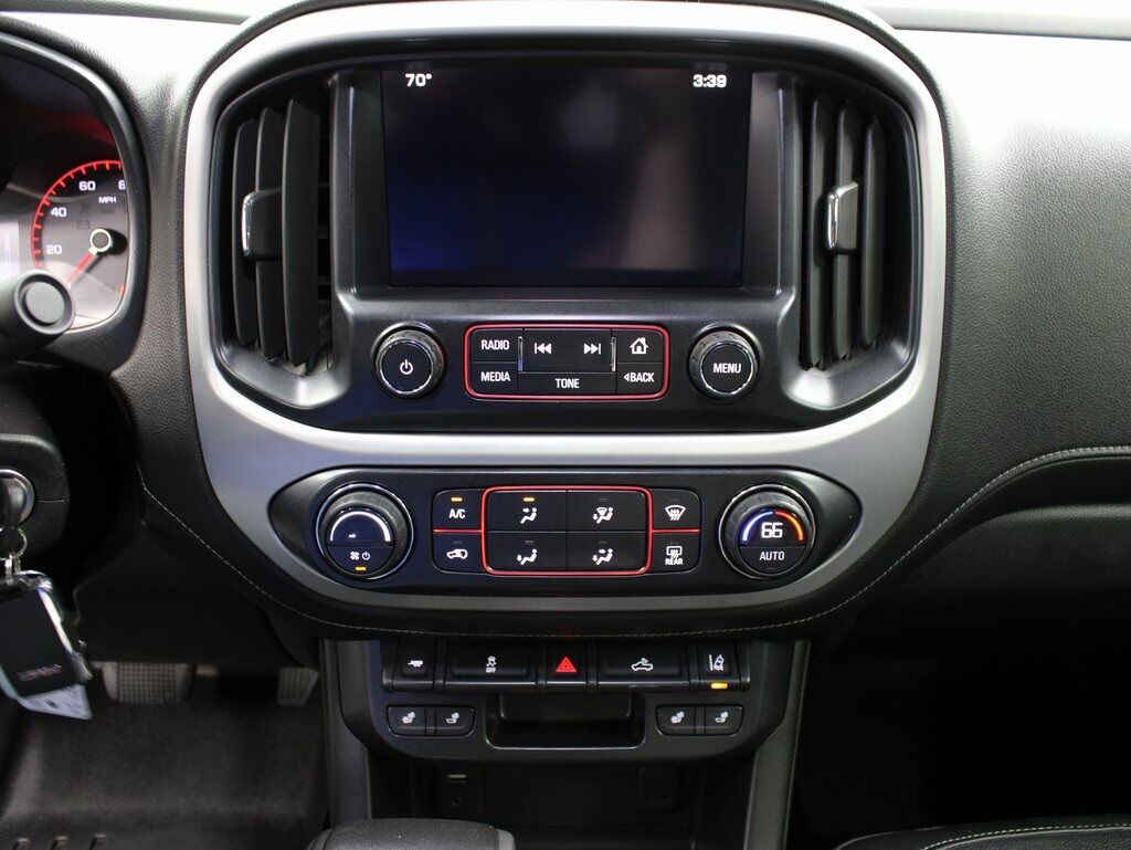 2016 GMC Canyon 4x4 Crew Cab SLT Fond du Lac WI