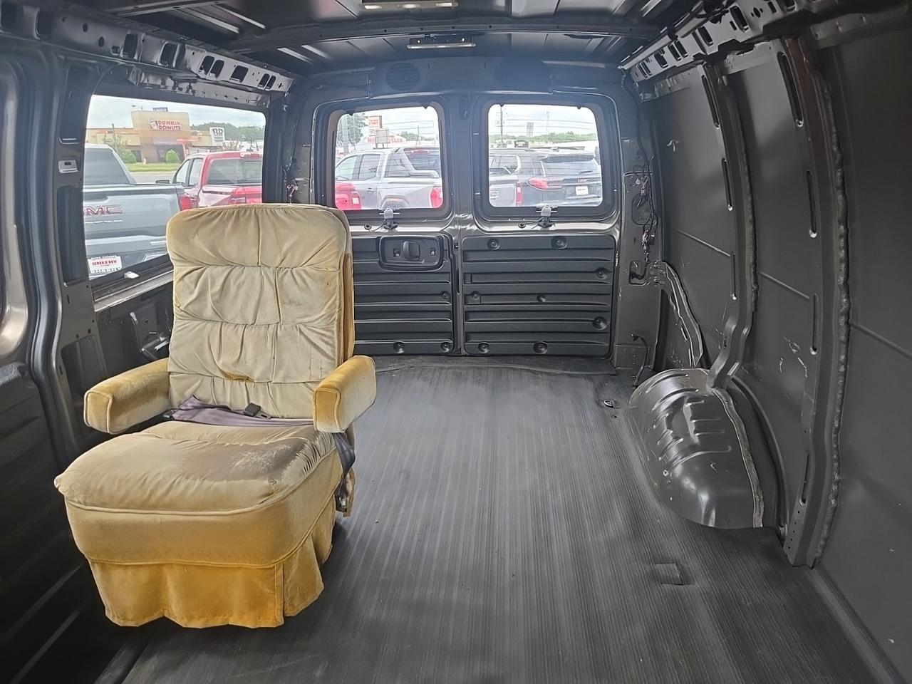 2016 GMC Savana 2500 Work Van Fredericksburg VA