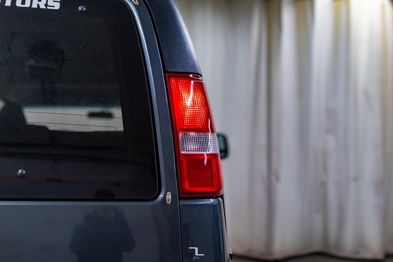 2016 GMC Savana 3500 LT 12 Passneger Diesel Red Deer AB