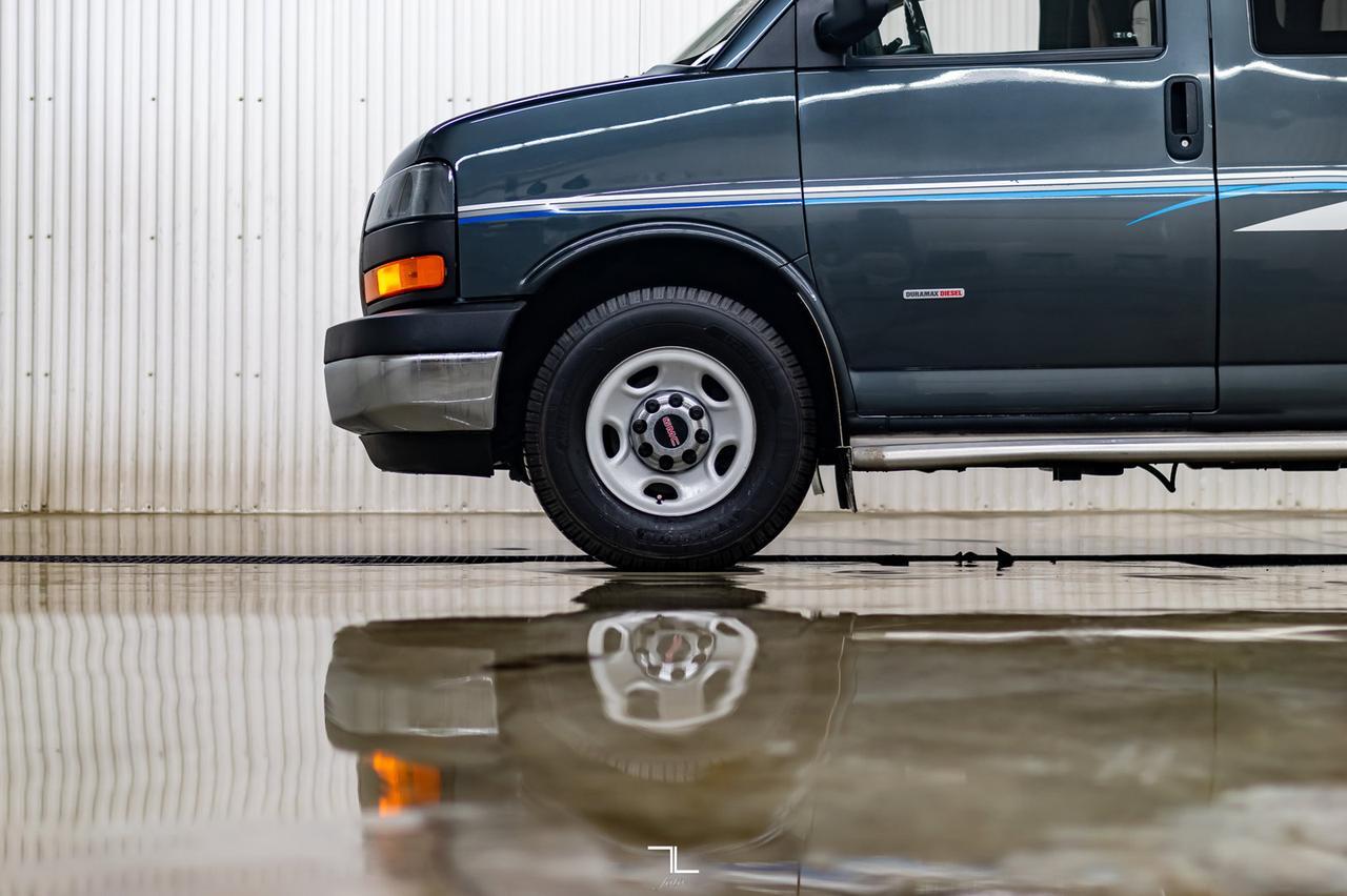 2016 GMC Savana 3500 LT 12 Passneger Diesel Red Deer AB